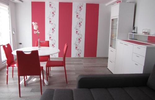 Lubben House | Nettes Ferienhaus in Hartmannsdorf mit Garten, Terrasse und Grill