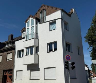 Wuerselen Apartment | Neu eingerichtete Wohnung Apartment 75qm Boarding House Aachen Wuerselen