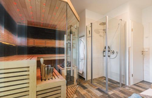 Krakow am See House | Neu! Ferienhaus-See-Sauna-Kamin-5 Sterne-102m²