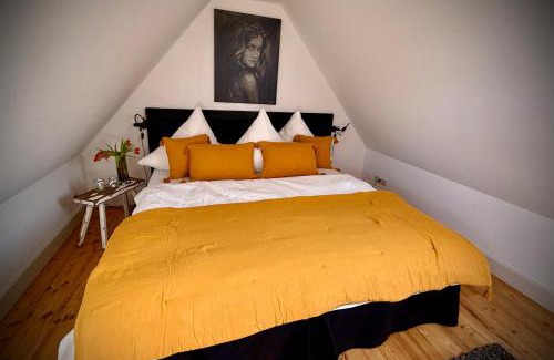 Kuhs Bed & Breakfast | Neu! ULENHUUS Mecklenburgische Schweiz Laage Güstrow Rostock Port Bed and Breakfast - Pension -Ferienhaus - Familienurlaube bis 10 Personen