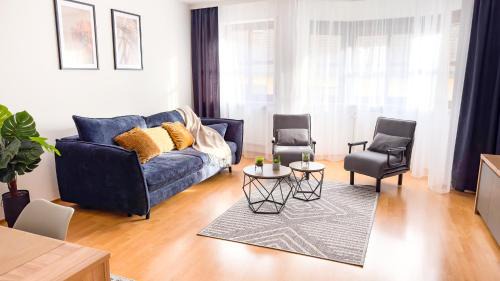 Innenstadt - Sankt Ulrich-Dom Apartment | NEU - Zentrum, 3 Zi, free Tiefgarage, smart TV, WLAN