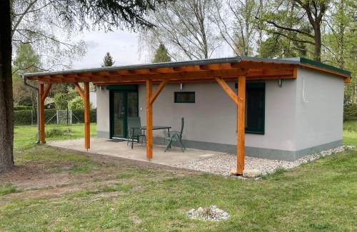Mittenwalde Apartment | Neuer Bungalow in Motzen bei Berlin nur 300 m vom See und Strandbad entfernt