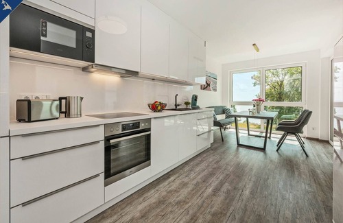Zirchow Apartment | Neuerbautes Feriendomizil in Ruhiger Lage mit Blick auf das Stettiner Haff für m