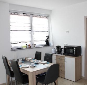 Loehne House | Neumann Zimmervermietung