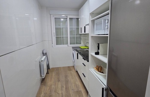 Leganes Apartment | New 20 minutes from the center of Madrid