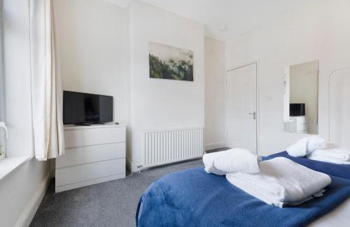 Darlington House | NEW! 2BR in Barron street