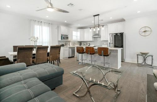 Mid-City House | New 3-Bed Luxury House