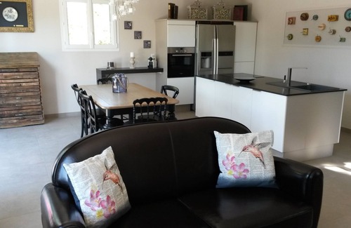 Saint-Romain-en-Viennois House | New 90m² house in a quiet area with private pool, 4 star category