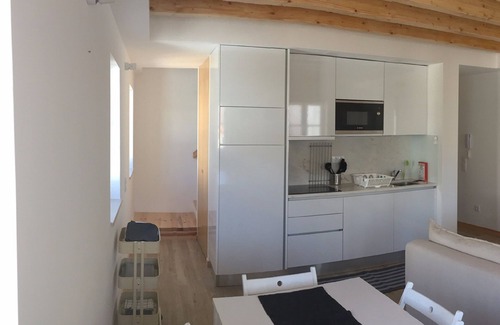 Sesimbra Apartment | New apartment with sea and castle ! Along the beach