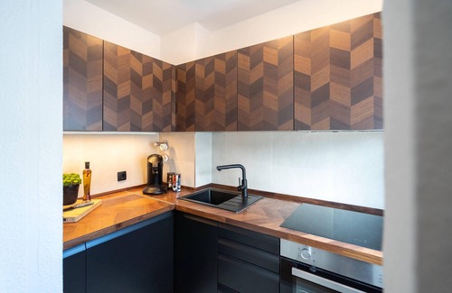 Steppach Apartment | NEW Augsburg Universitätsklinikum 4 Guests