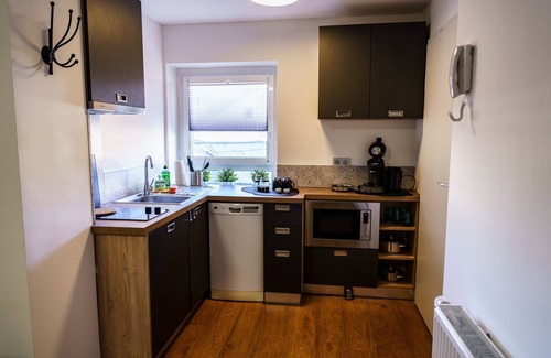 Guels Apartment | New building, upscale furnishings, Moselle view