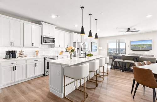 Village of Four Seasons Condo | NEW Condos! 7Bed/7Bath- 3 MasterSuites & Pool! 4DE