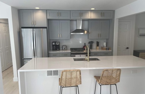 North Sea House | ♥♥NEW CONSTRUCTION- Wooded Oasis on Private Estate by ARCH&Co®