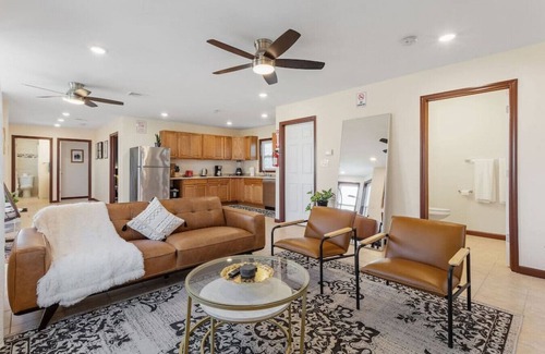 Atlantic City House | NEW Duplex 6BR/4BA Ranch Style House