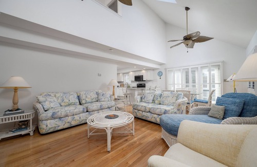 Little Salisbury House | New For 2025! Spacious Home Located Bayside, just 3 Blocks To The Beach