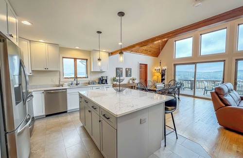 Swanton House | New: Free golf, tennis, lake access and more!