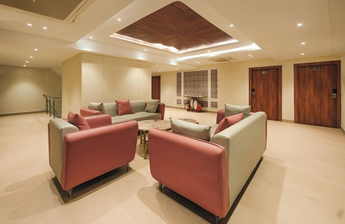 Badrinath Hotel | New Hotel Snow Crest