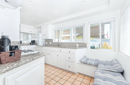 West Newport Condo | NEW LISTING! | 2-Unit House | Giant Rooftop Deck! | Tons of Living Space | 1 Block to Beach!