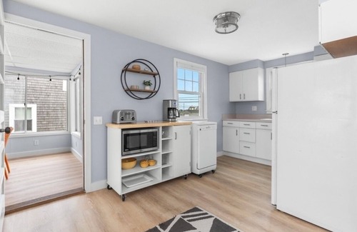 Newbury House | NEW LISTING DISCOUNT! Ocean Views! 4+ bedrooms! Family Friendly! Plum Island!