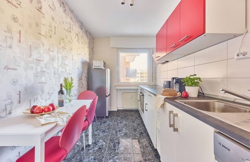 Rhein-Erft-Kreis District Apartment | NEW Marta - stylish temporary living in Bergheim