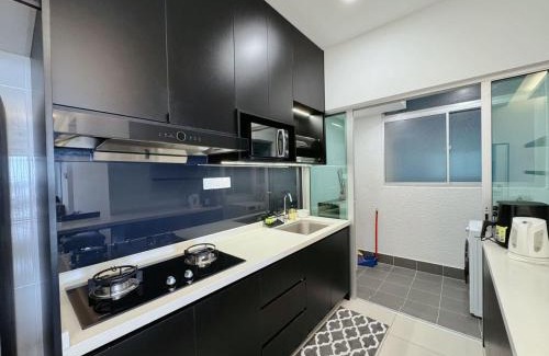 Salak South Apartment | NEW Minimalist Cozy 3R3B SgBesi - 6 pax