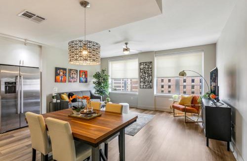 Central Business District Apartment | New Renovated Condo in the Heart of NOLA