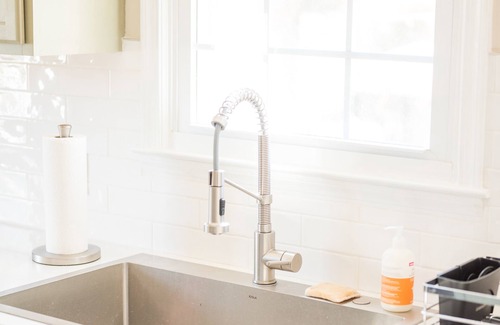 Greenville - Spartanburg House | New renovation, 12 min to DT, quiet neighborhood, easy access to all of G'ville