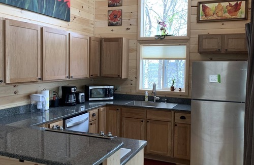 New Marshfield Cabin | New & Romantic Couples Cabin with hot tub & fire pit near Athens & Hocking Hills