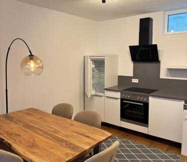 Innenstadt - Sankt Ulrich-Dom Apartment | New spacious luxury apartment at Rathaushausplatz
