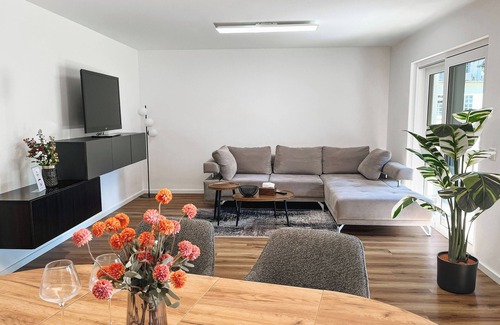 Sulzbach Apartment | New & stylish: vacation apartment with comfort and sunny terrace