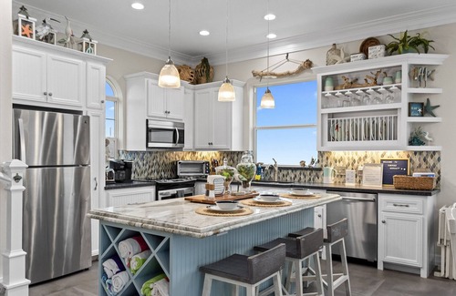 Galveston House | *NEW* Sunrise Serenity, Beachfront Home