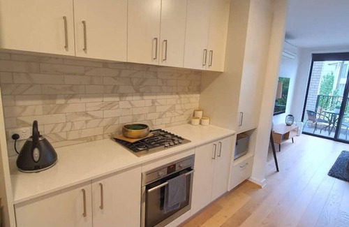 Phillip Apartment | New to VRBO: Family Friendly 2BR Townhouse 5mins to Hospital