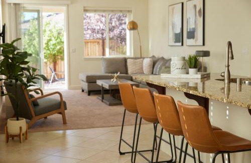 Reno House | NEW Upscale House, Tahoe 30-min w/Cal King