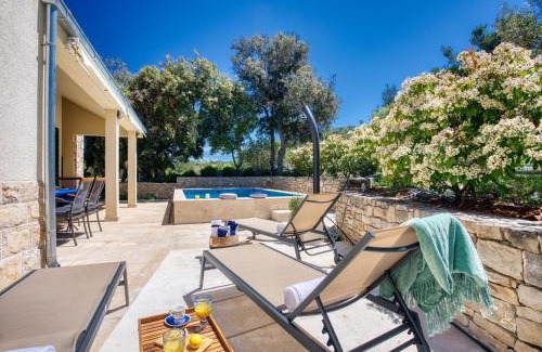 Dracevica Villa | NEW! Villa SAN with heated pool, traditional surroundings, 3-bedrooms