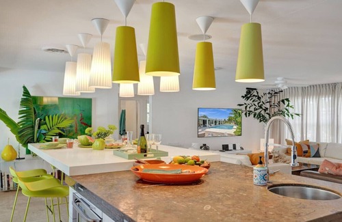 North Corals House | New! Waterfront Heated Pool, Pier, 2mi to Beach
