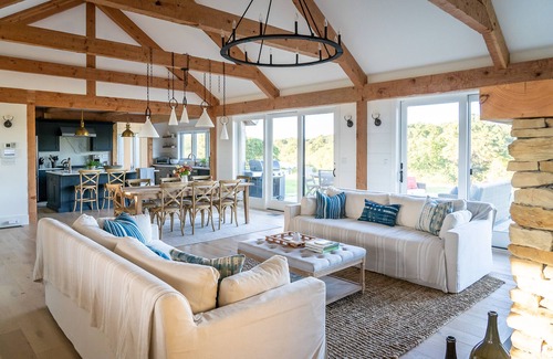 West Tisbury House | New Waterfront Modern Farmhouse on Tisbury Great Pond