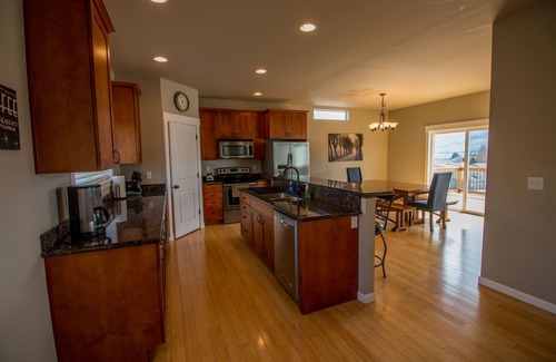 Manson House | Newer Home With Amazing Lake Views, Heated Pool and Game Room. STR Permit #730.