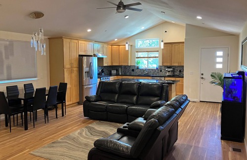 Ukiah House | Newly Built Westside Paradise 4-bedroom house in Ukiah