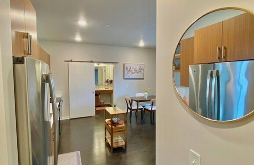 Traverse City Condo | Newly Remodeled 2 Bd Condo in TC