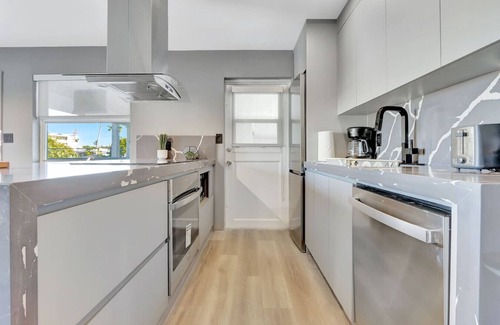 Flamingo/Lummus Apartment | Newly Renovated 1BR Condo Near South Beach