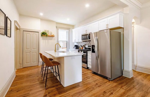Franklin Park House | Newly Renovated Historic Gem - Centrally Located to Downtown, Big & Pet-Friendly