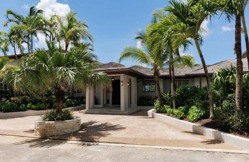 Westwind House | Newly Renovated Notos Cove Villa Property