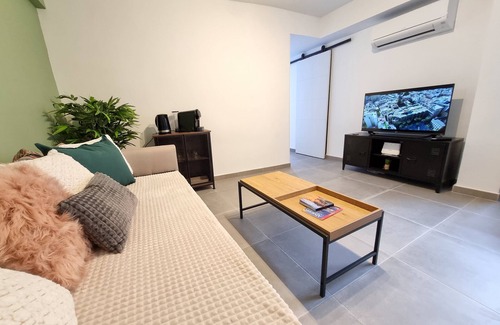 Almeria Centro Apartment | Newly renovated penthouse in the historic center of Almeria.