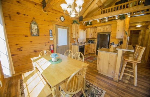 Hill City Cabin | Newton Creek Cabin | 3 Bed, 1 Bath with garage