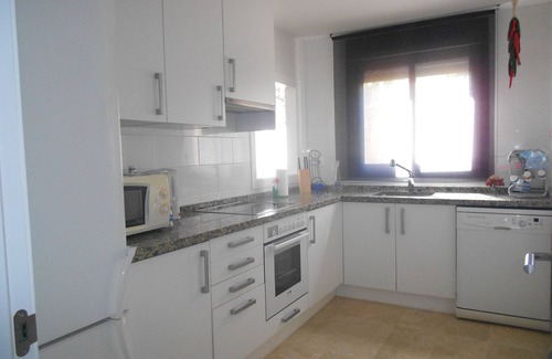 Manilva Apartment | Next to Sotogrande, Great apartment with private garden and sea views WIFI