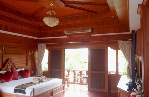 Chong Kham Hotel | Ngamta Hotel