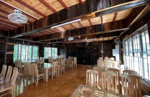 Mu Cang Chai Bed & Breakfast | Nhà Bên Suối