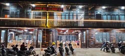 Mu Cang Chai Bed & Breakfast | Nhà Bên Suối