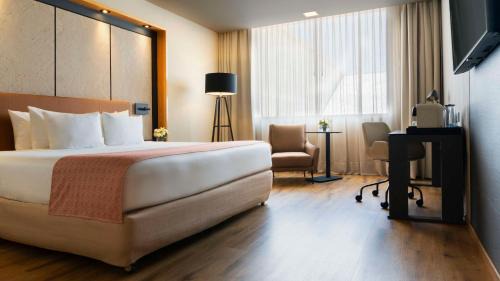 Venustiano Carranza Hotel | NH Collection Mexico City Airport T2