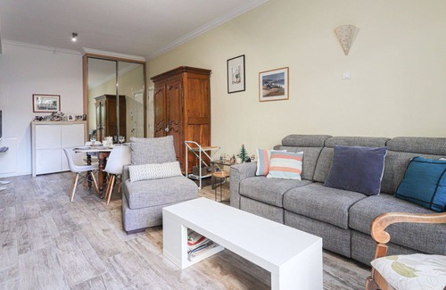 La Madeleine Apartment | Nice apartment for 4 people with WIFI, pool, TV and terrace